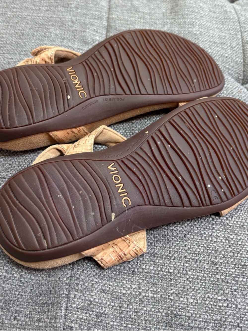 Vionic Tan Cork-Textured Slingback Sandals with Gold Disc Accents - Picture 4 of 10